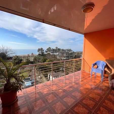 Kvariati - Guest House Exterior photo